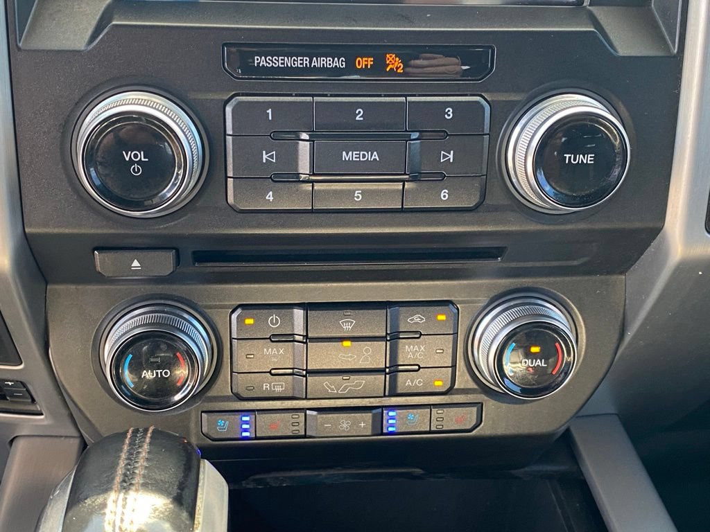 Certified 2018 Ford F150 Platinum w/ Equipment Group 701A Luxury AWD/4WD image 17