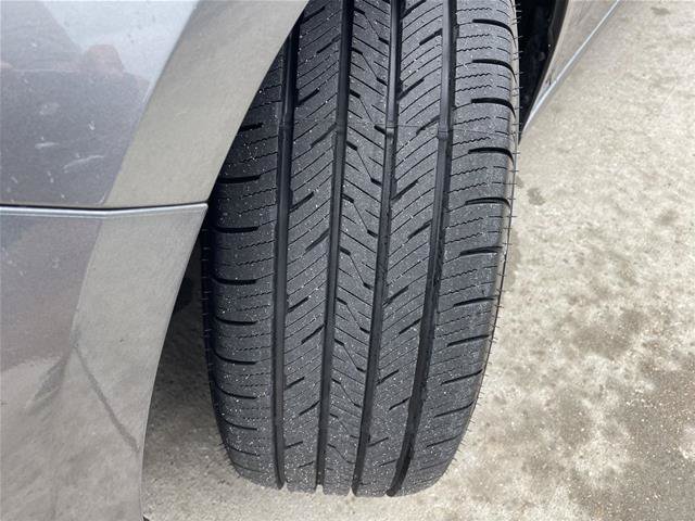 Used 2025 Nissan Altima 2.5 SV FWD image 11