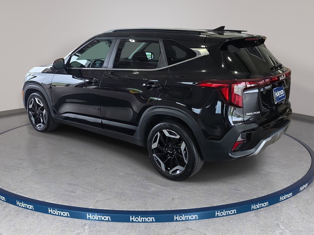 Used 2024 Kia Seltos SX w/ SX Sunroof Package AWD/4WD image 7