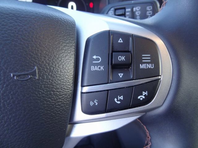Certified 2025 Ford Explorer Active AWD/4WD image 22