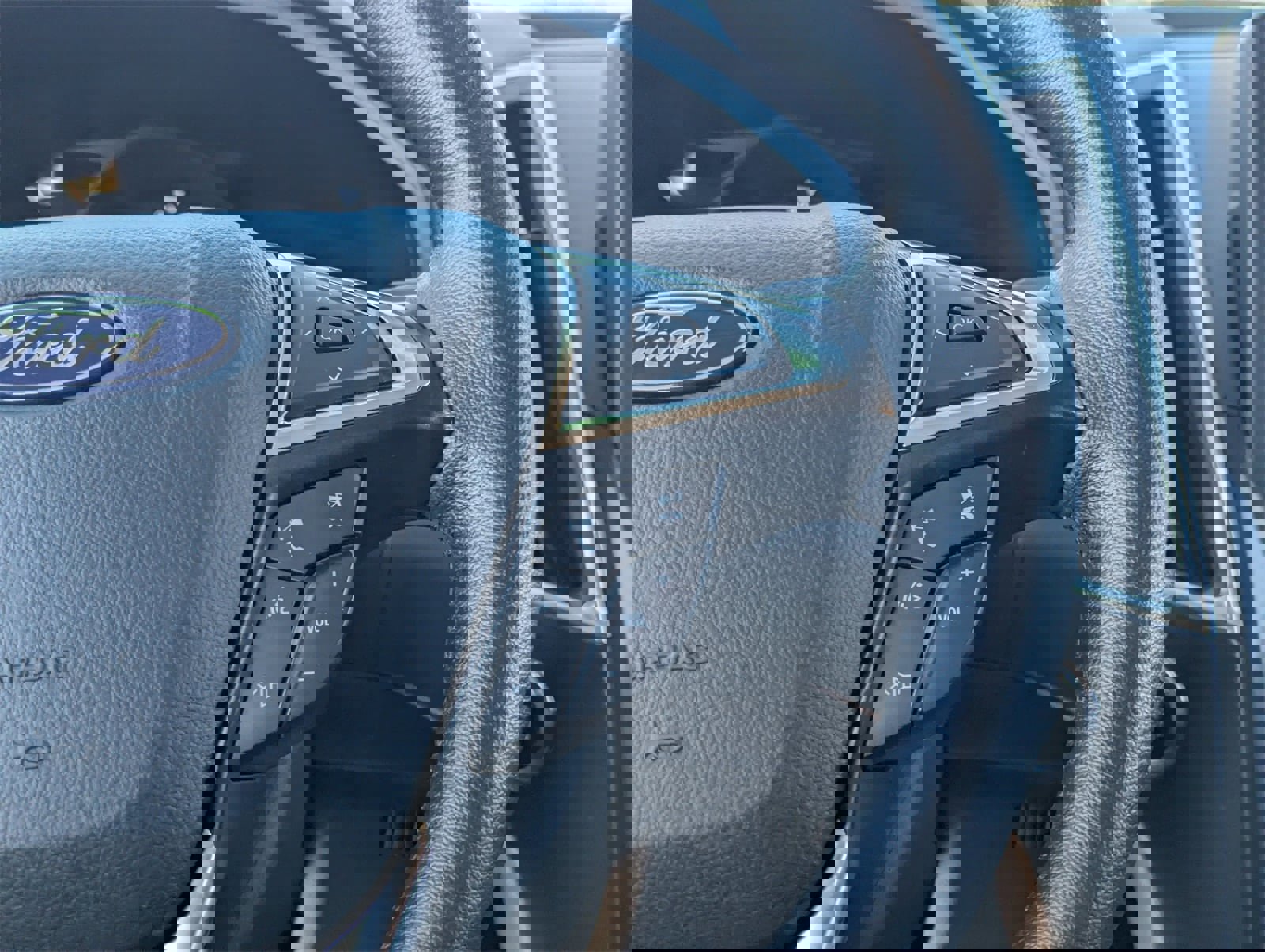 Certified 2024 Ford Edge Titanium image 24