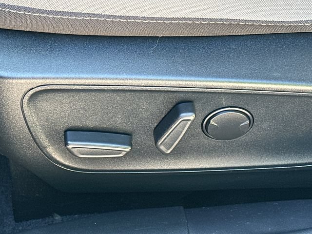Certified 2020 Ford Escape SE AWD/4WD image 40