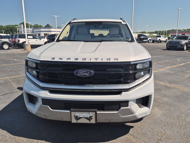Certified 2025 Ford Expedition Platinum AWD/4WD image 9