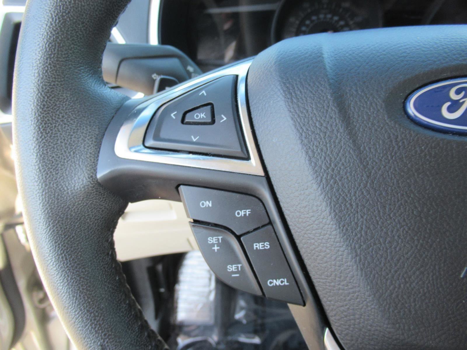 Certified 2017 Ford Edge Titanium w/ Equipment Group 301A image 22