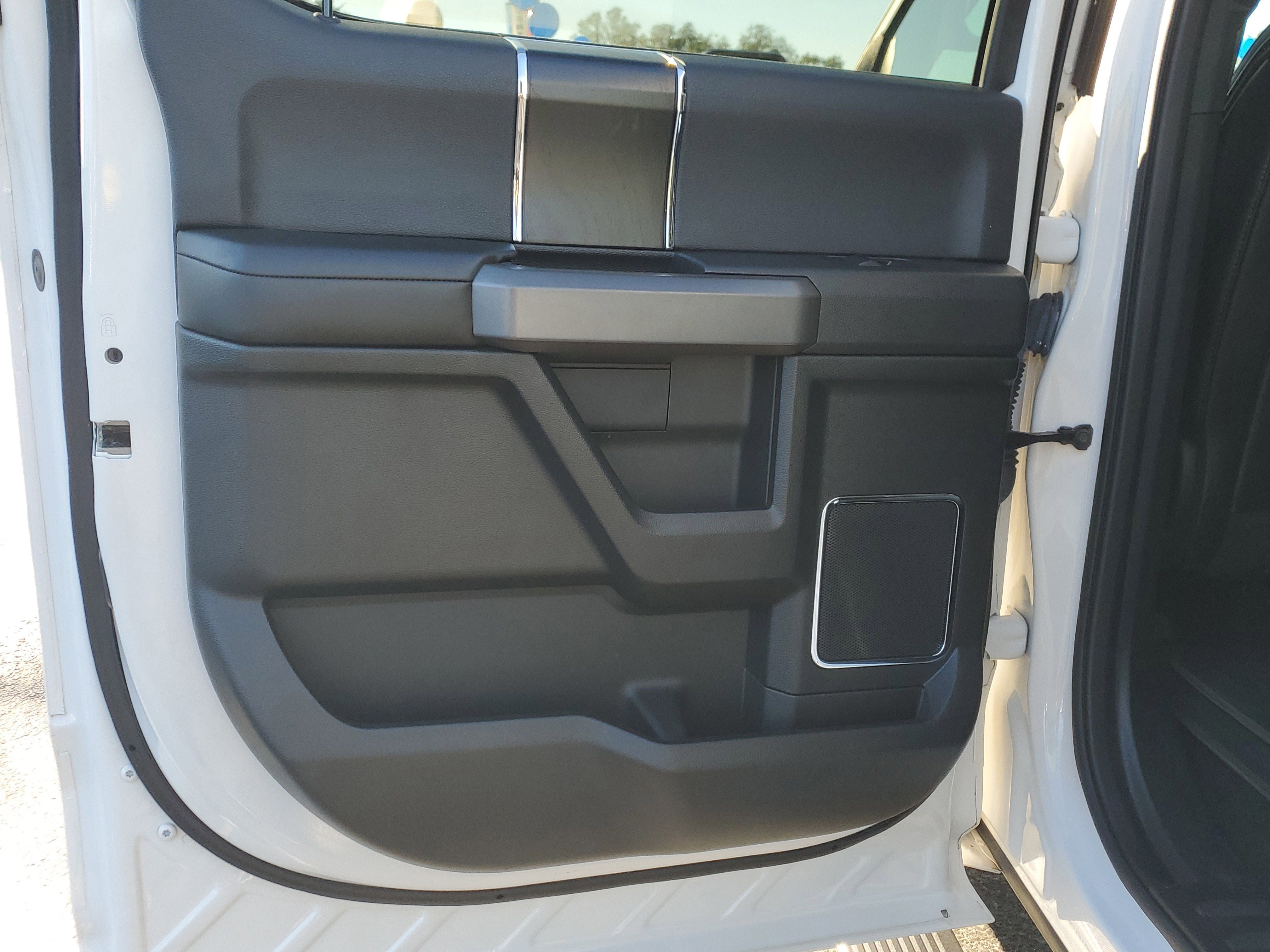 Certified 2019 Ford F150 Platinum w/ Equipment Group 701A Luxury image 11