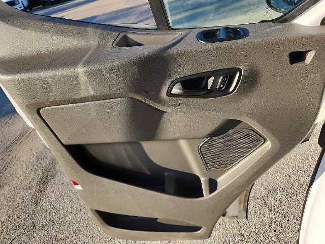 Certified 2023 Ford Transit 250 Medium Roof RWD image 13