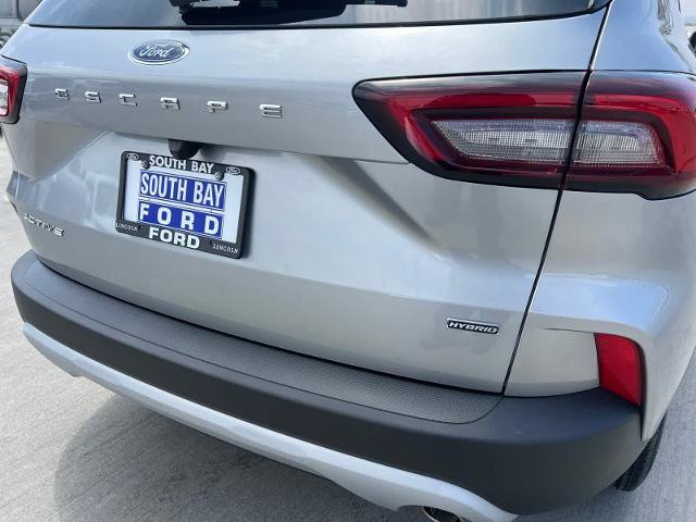 Certified 2023 Ford Escape Active FWD image 9