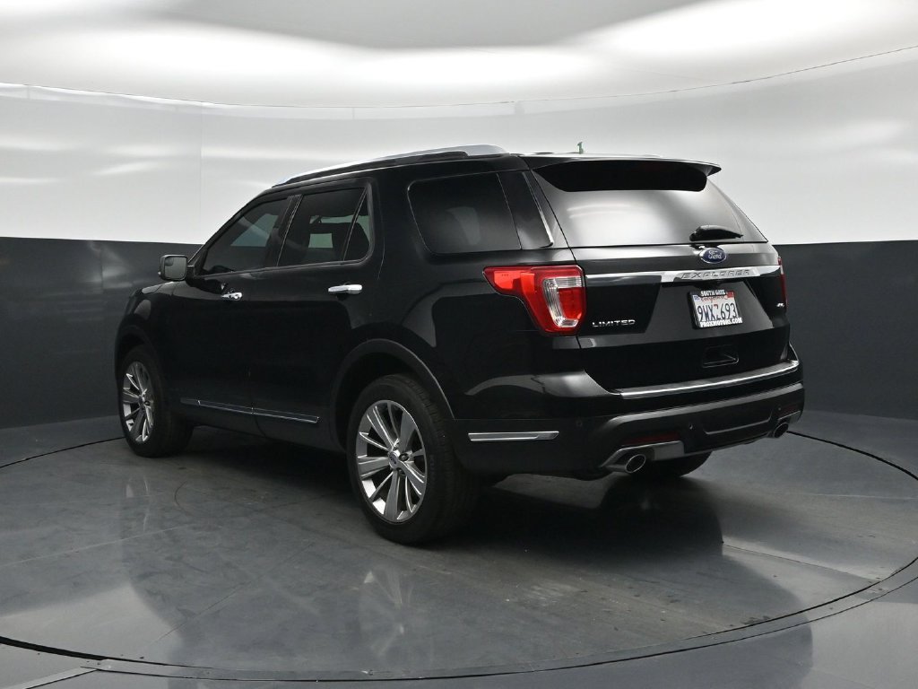 Certified 2018 Ford Explorer Limited AWD/4WD image 6