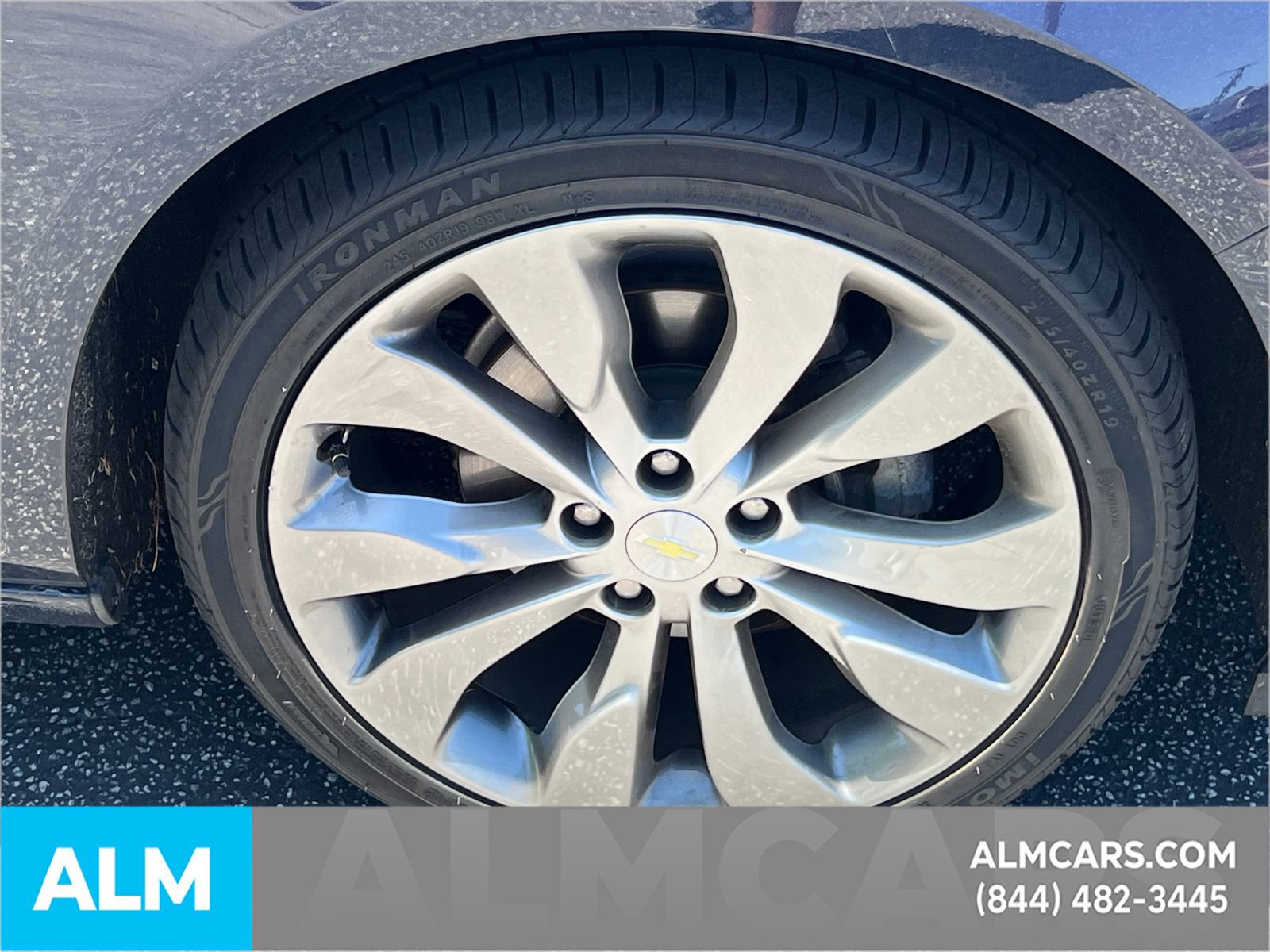 Used 2017 Chevrolet Malibu Premier w/ Premier Sun and Wheel Package FWD image 16