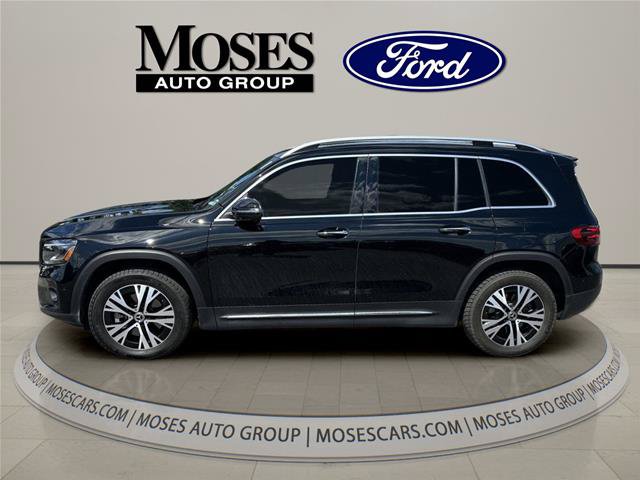 Used 2025 Mercedes-Benz GLB 250 4MATIC image 8