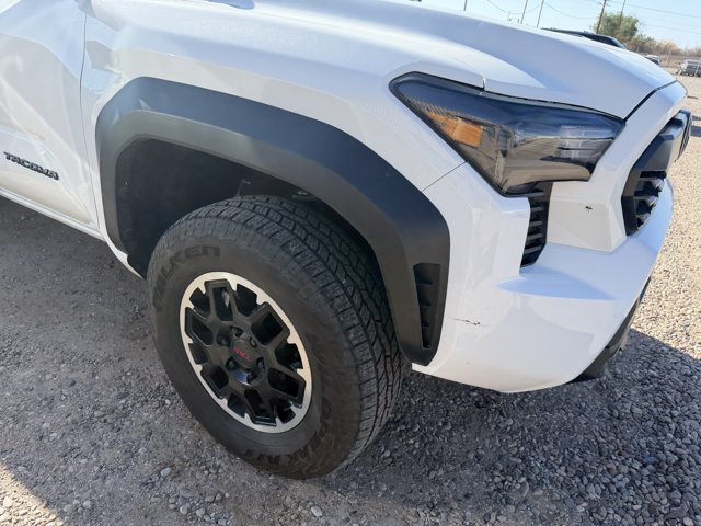 Used 2026 Toyota Tacoma TRD Off-Road AWD/4WD image 10