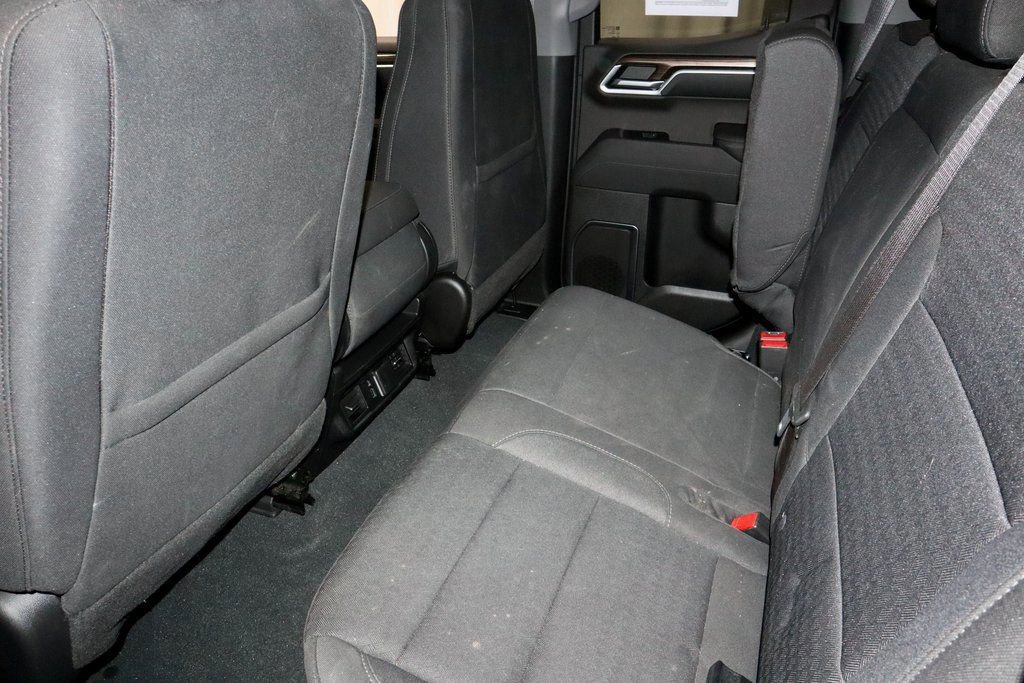 Used 2022 Chevrolet Silverado 1500 LT image 20