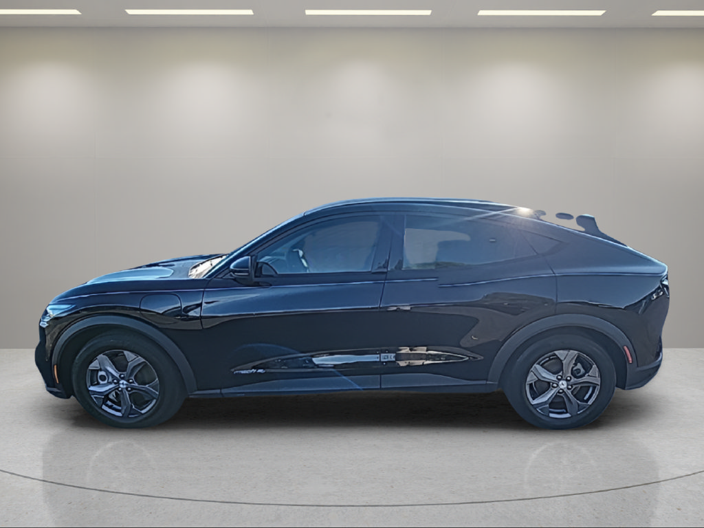 Certified 2023 Ford Mustang Mach-E Select AWD/4WD image 4
