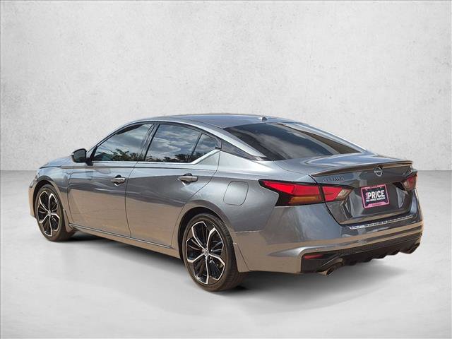 Used 2023 Nissan Altima 2.5 SR w/ SR Premium Package FWD image 8