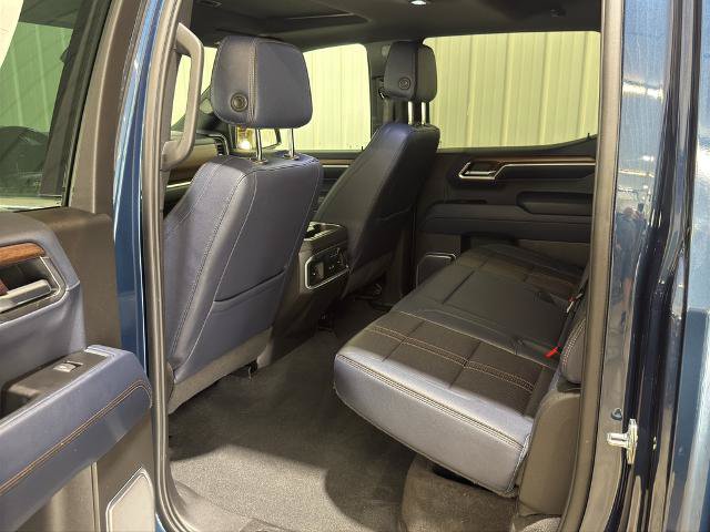 Used 2022 Chevrolet Silverado 1500 High Country w/ Technology Package AWD/4WD image 9
