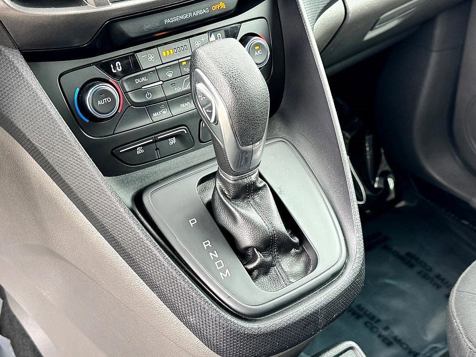 Certified 2022 Ford Transit Connect XL image 27