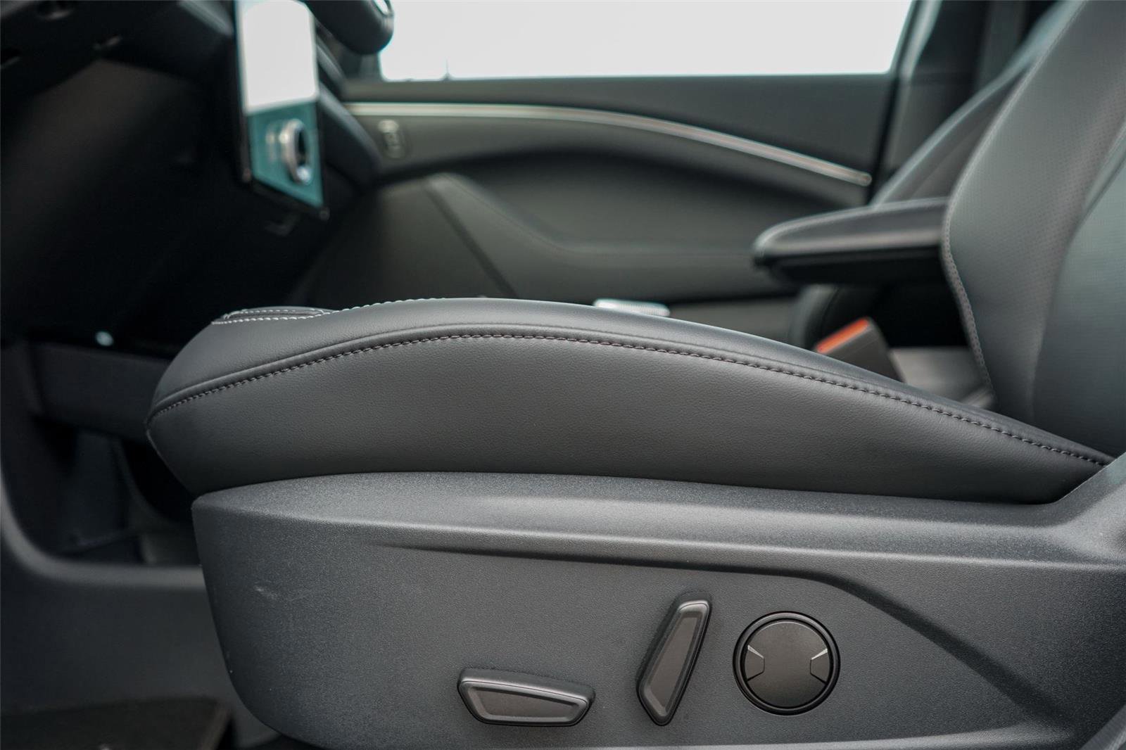 Certified 2023 Ford Mustang Mach-E Premium image 21