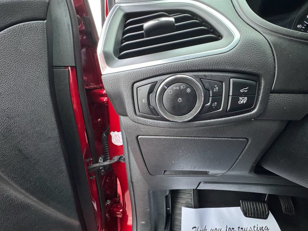 Certified 2024 Ford Edge Titanium AWD/4WD image 29