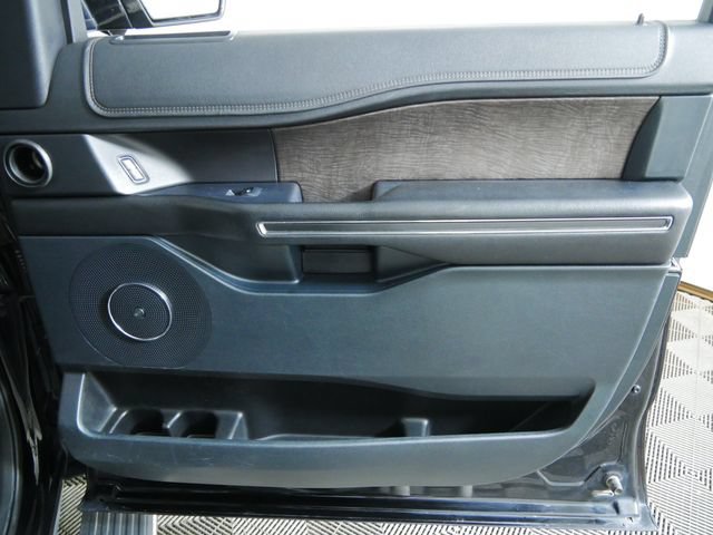 Certified 2018 Ford Expedition Limited w/ Equipment Group 302A AWD/4WD image 12