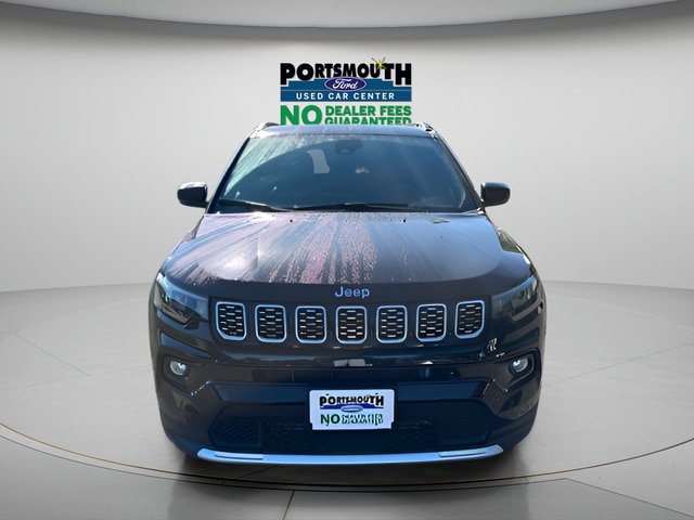Used 2025 Jeep Compass Limited AWD/4WD image 18