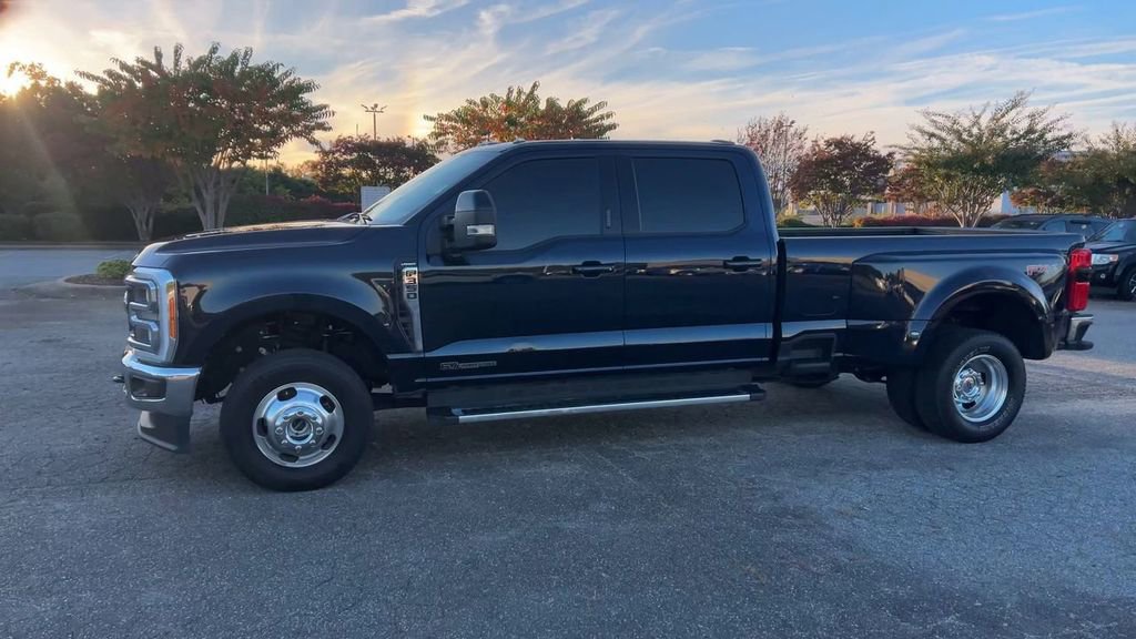Certified 2023 Ford F350 Lariat image 32