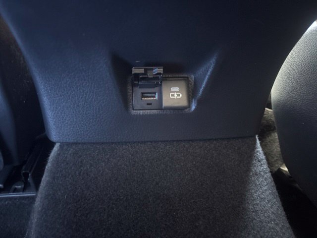 Used 2025 Toyota Camry SE w/ Convenience Package FWD image 34