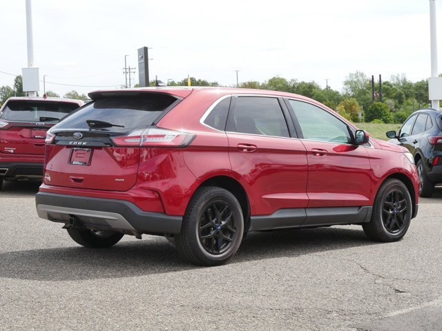 Certified 2022 Ford Edge SEL w/ Convenience Package AWD/4WD image 4