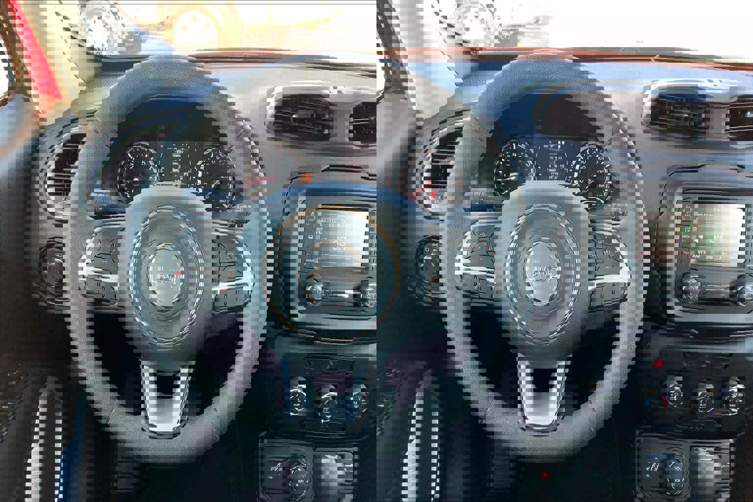 Used 2019 Jeep Renegade Sport image 7