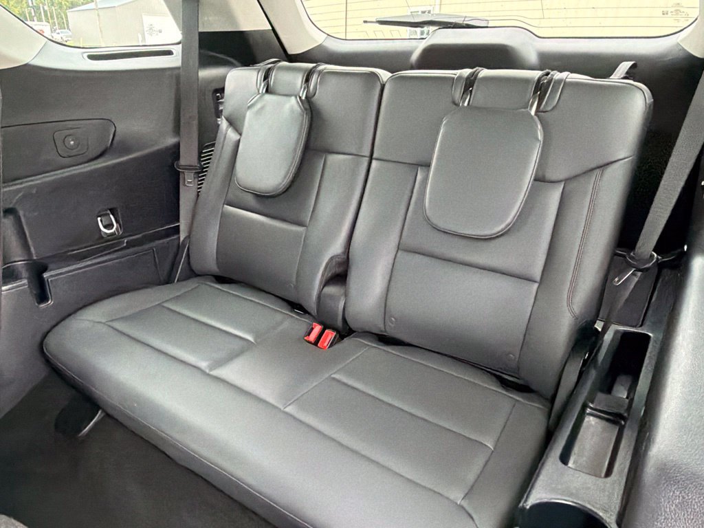 Certified 2025 Ford Explorer Active w/ Active Comfort Package AWD/4WD image 15
