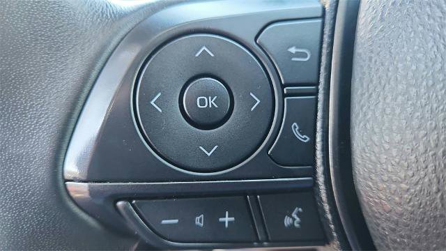 Used 2024 Toyota Camry SE image 21