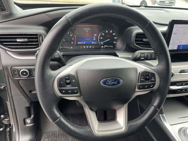 Certified 2023 Ford Explorer XLT w/ Equipment Group 202A image 16