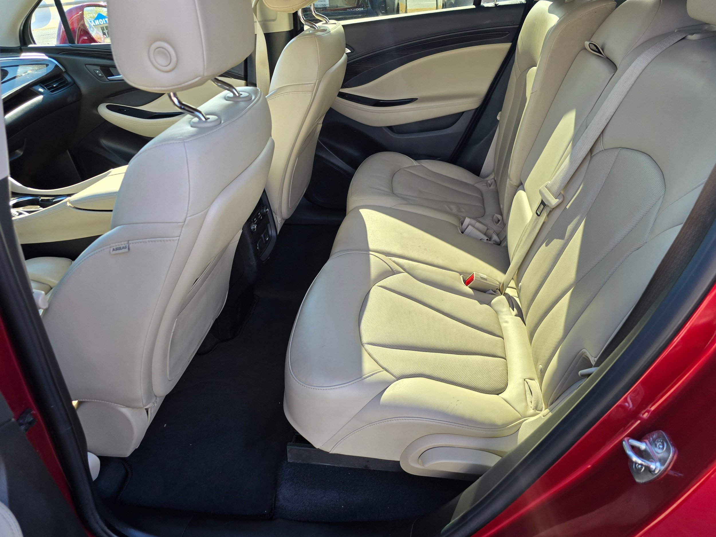 Used 2020 Buick Envision Premium w/ Driver Confidence Package AWD/4WD image 11