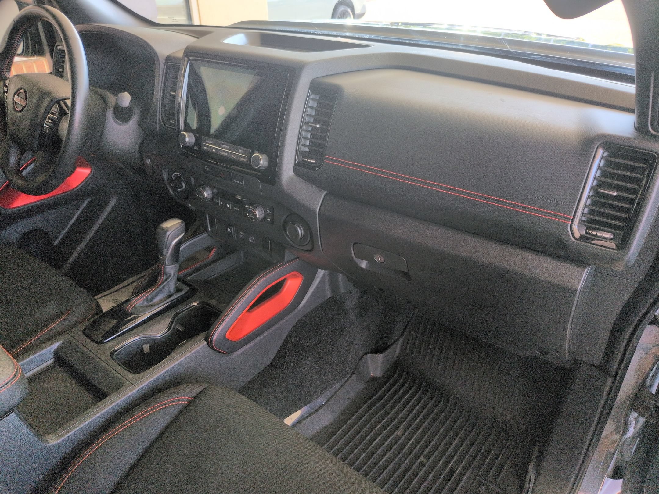 Used 2023 Nissan Frontier PRO-4X w/ Technology Package AWD/4WD image 36