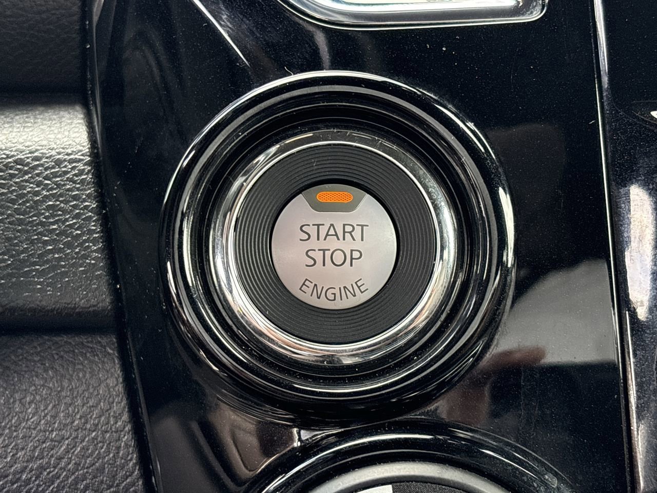 Used 2023 Nissan Titan Platinum Reserve w/ Off Road Protection Package image 36