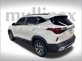Used 2023 Kia Seltos EX image 3