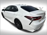 Used 2021 Toyota Camry SE image 2