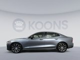 Used 2021 Volvo S60 T5 Momentum image 2