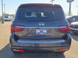 Used 2023 INFINITI QX80 Premium Select image 3