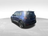 Used 2021 Jeep Renegade Latitude w/ Sun & Sound Group image 4