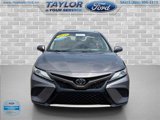 Used 2018 Toyota Camry image 2