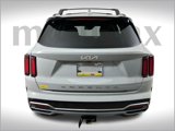 Used 2022 Kia Sorento EX w/ Panoramic Sunroof Package image 4