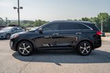 Used 2017 Kia Sorento EX image 2