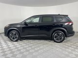 Used 2024 Nissan Rogue SV image 2