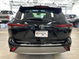 Used 2024 Toyota Highlander Platinum image 4