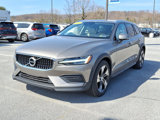 Used 2020 Volvo V60 T5 Cross Country image 4