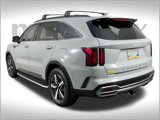 Used 2022 Kia Sorento EX w/ Panoramic Sunroof Package image 3