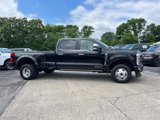 Certified 2024 Ford F350 Platinum image 2