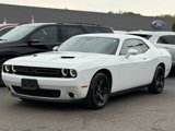 Used 2019 Dodge Challenger SXT image 4