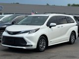 Used 2021 Toyota Sienna XLE image 4