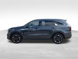 Used 2024 Kia Sorento S image 2